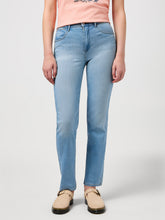 Damskie Spodnie Jeansowe Wrangler Straight Love Letters 112350946